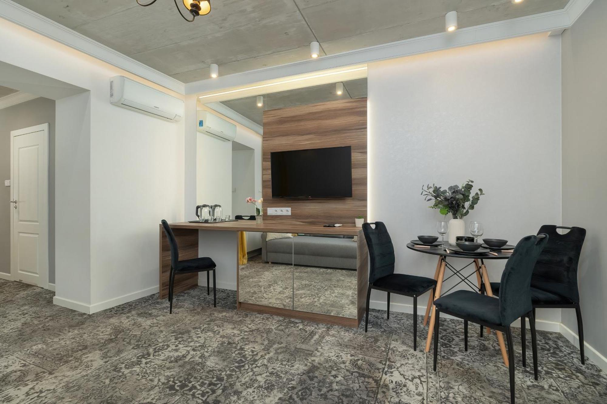 Modern & Comfy Apartment Rakowicka 6 Cracow By Renters Красков Екстериор снимка
