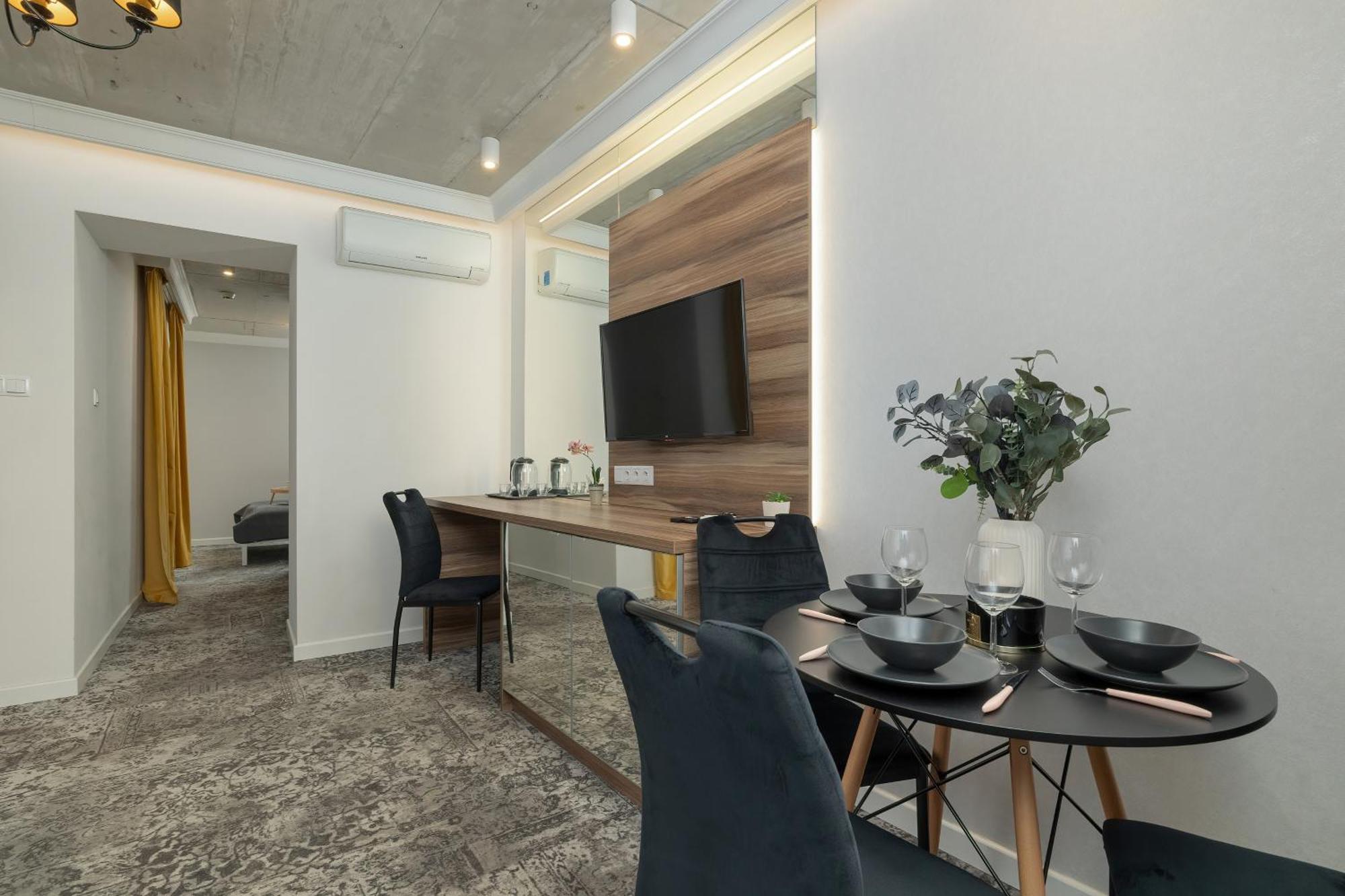 Modern & Comfy Apartment Rakowicka 6 Cracow By Renters Красков Екстериор снимка
